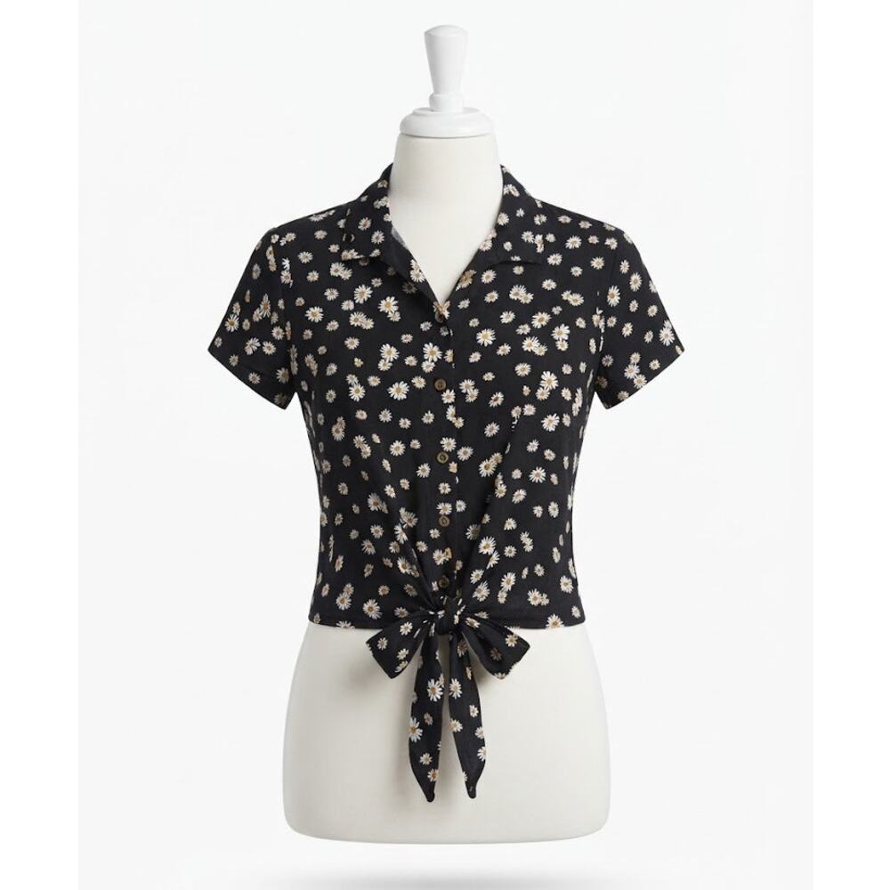 Vintage Vibe Daisy Tie-Front Crop Top Rayon Large